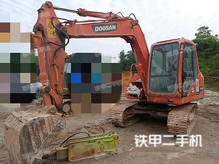 斗山挖掘机在铁甲网专区 经典品质与高效施工的代名词